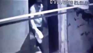 Suruç'ta Açık Kapıyı Gören Hırsız Ayakkabıları Çaldı