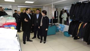  Zemzem Gülender Açanal Sosyal Marketi İnceledi