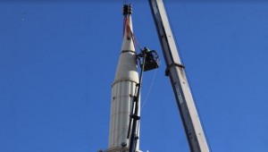 Hz Aişe Camisinin Minaresi Yıkıldı