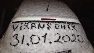 Viranşehir'de yılın ilk kar yağışı 