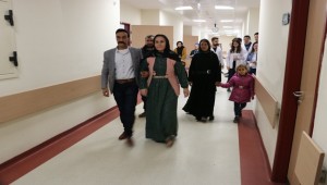 Yatalak Olarak Götürüldü Yürüyerek Taburcu Oldu