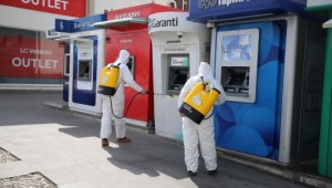 ATM’ler dezenfekte ediliyor 