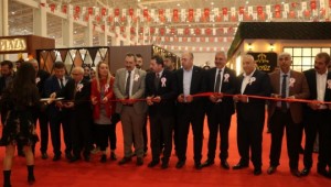 Baydilli mobilya ve evlilik fuarını ziyaret etti 