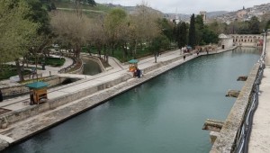 Şanlıurfalılar korona virüs tedbirlerine uyuyor 