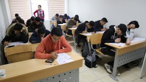 Seviyelerini deneme sınavları ile ölçüyorlar