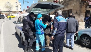 Yasağa uymayan yaşlılar polis ve zabıtaya takıldı 