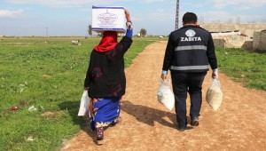 Akçakale'de 600 Adet Yardım Kolisi Dağıtılmaya Başlandı