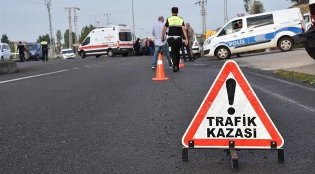Suruç-Birecik karayolunda trafik kazası;3 yaralı