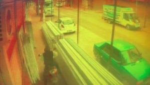 Siverek’te motosikletin çalınma güvenlik kamerasında ( Video Haber )