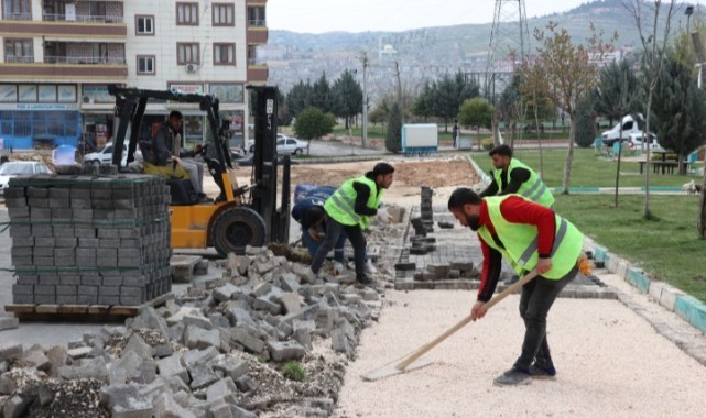 Haliliye’de üstyapi hizmetleri ile yollar yenileniyor (video)