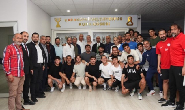 Nihat Çiftçi Karaköprü Belediyespor’u ziyaret etti (Video)