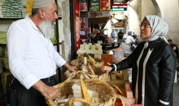 Yazmacı, Sarayönü esnafını ziyaret etti