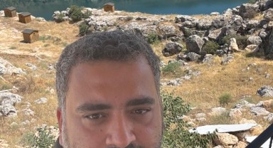 Zeki Ersin Yıldırım Kimdir? Ne İş Yapar? Kaç Yaşında?