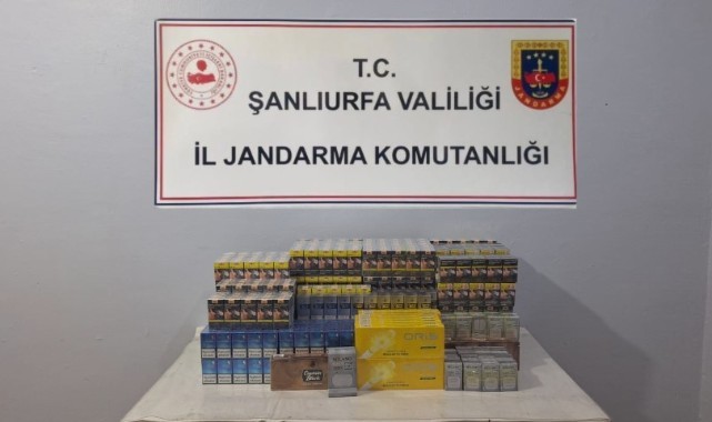 Şanlıurfa Jandarması Kaçakçılara Göz Açtırmıyor! Sigara, Çay ve Telefon Ele Geçirildi